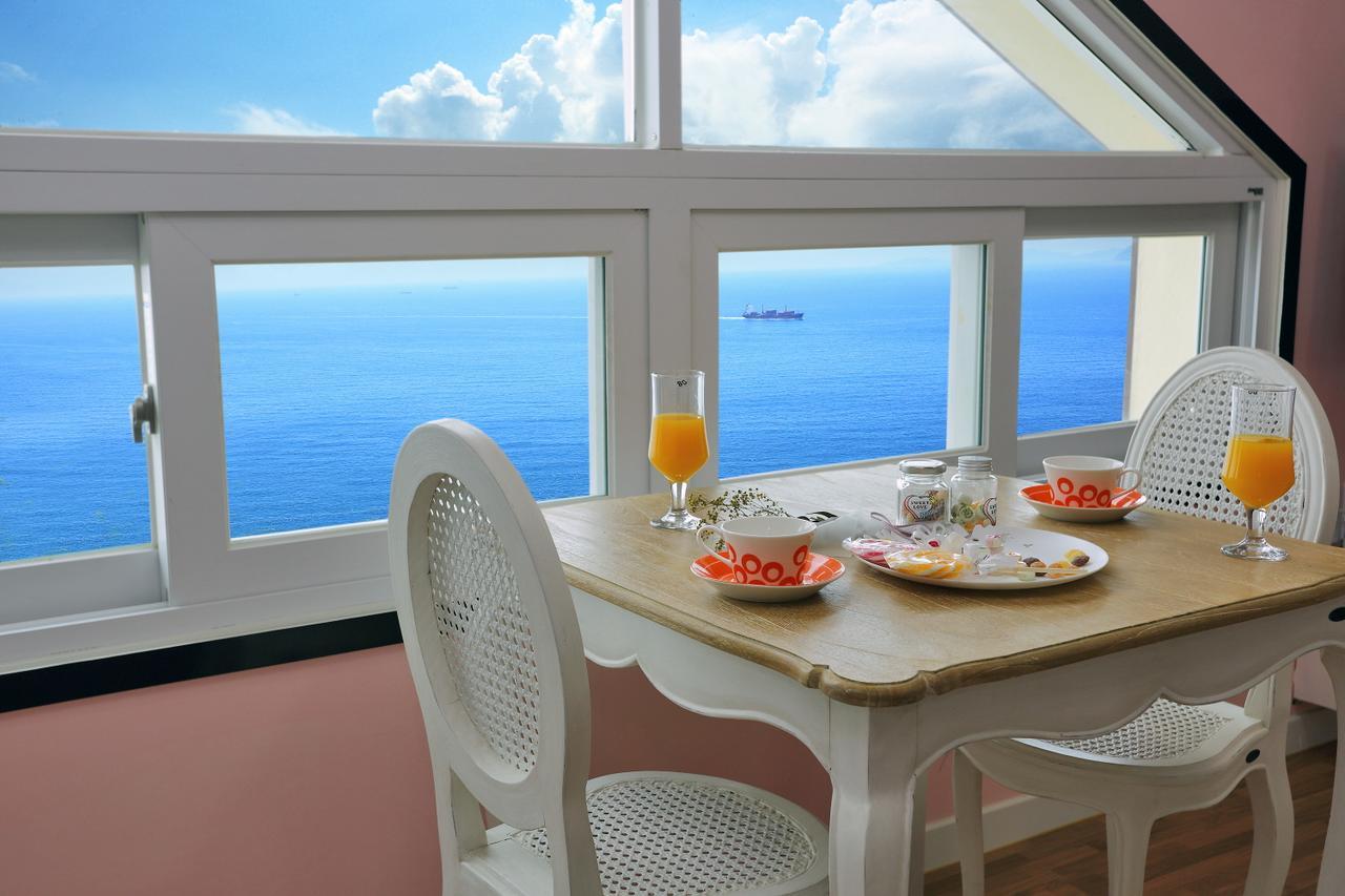 Montmartre Villa Namhae Exterior photo